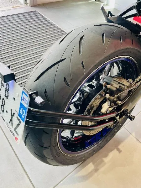 XSR 900