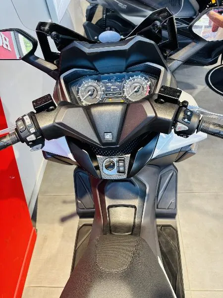 NSS FORZA 125