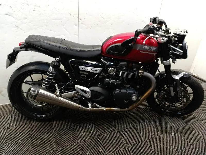 SPEED TWIN 1200