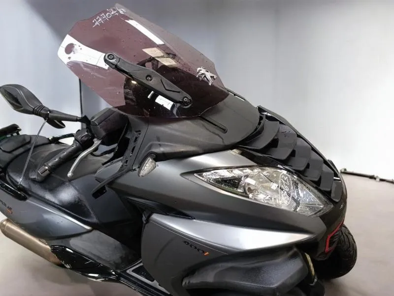 METROPOLIS 400
