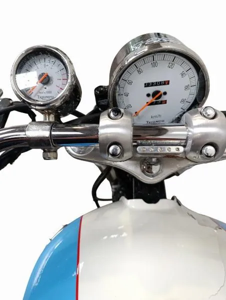 SPEEDMASTER 900