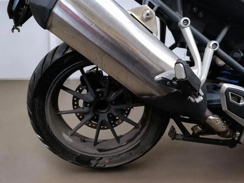 TIGER 1200 EXPLORER