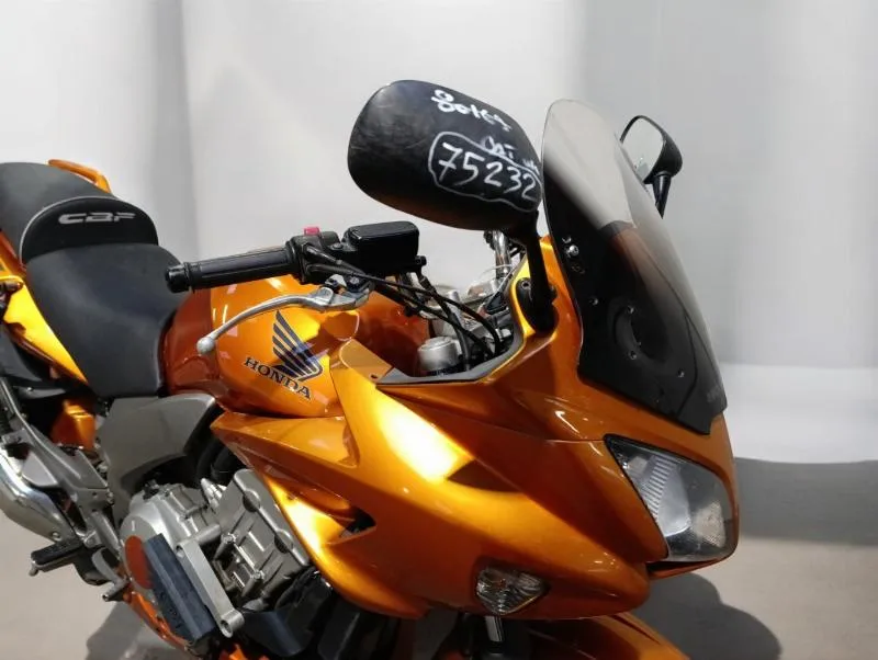 CB 1000 F