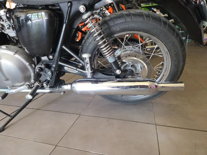BONNEVILLE 865 T100