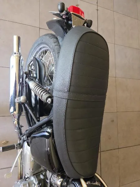 BONNEVILLE 865 T100