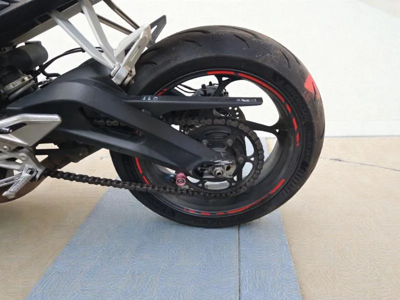 Street Triple 660