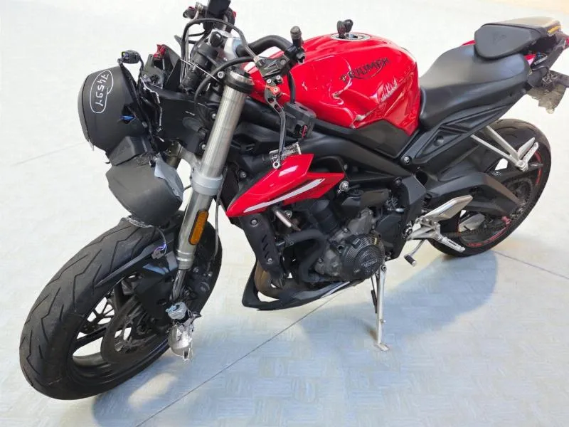 Street Triple 660