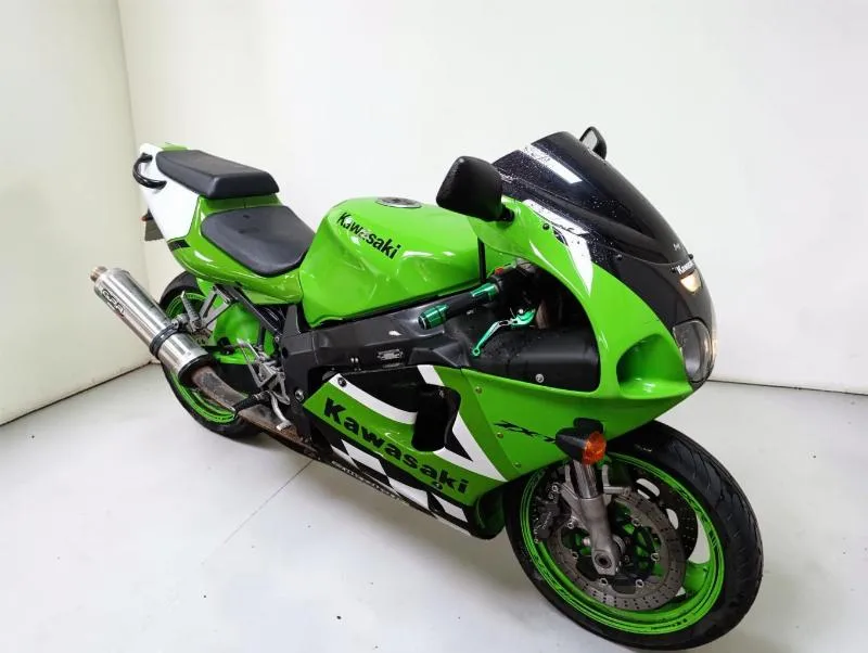 ZX7R