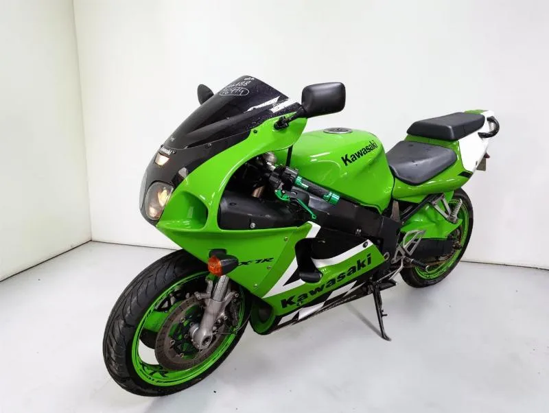 ZX7R