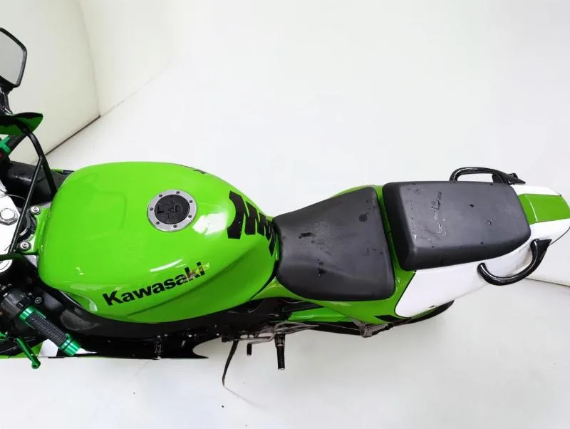 ZX7R