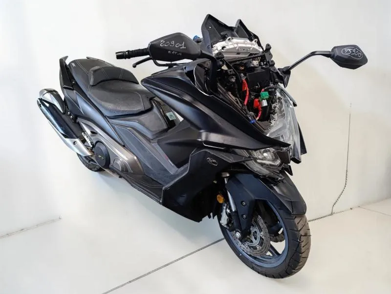 AK 550 2017