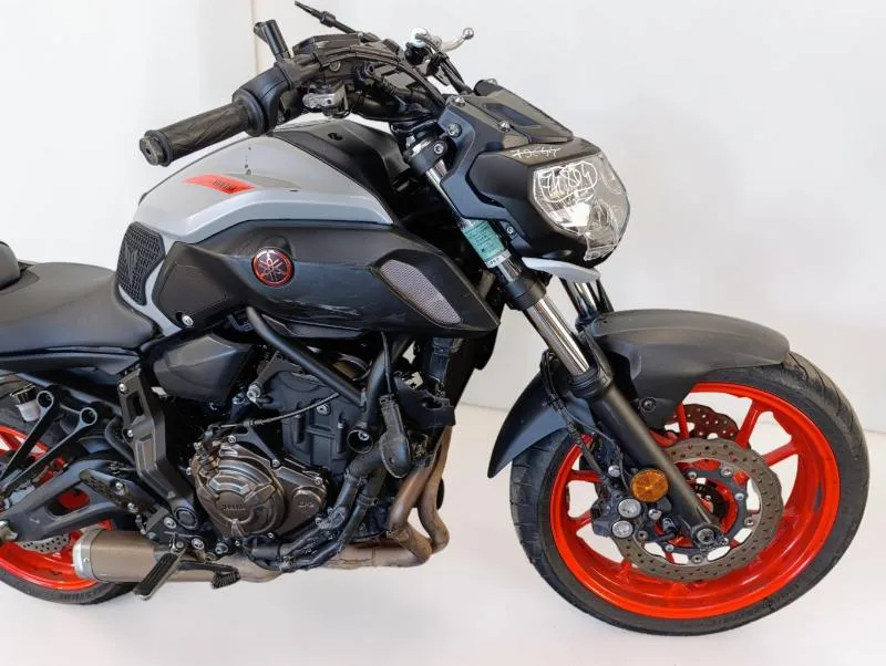 MT07