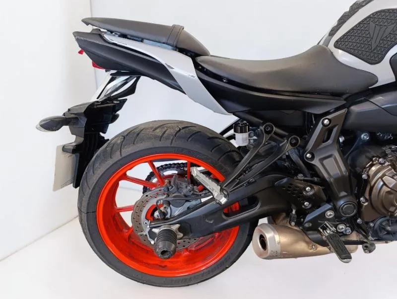 MT07