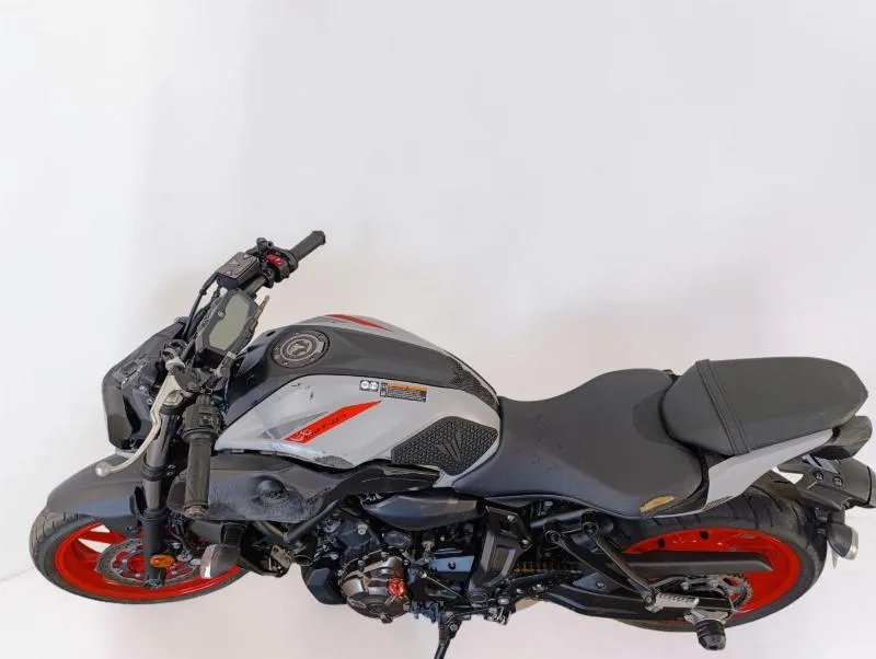 MT07