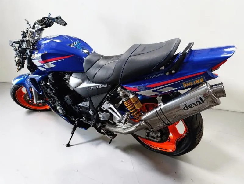 XJR 1300