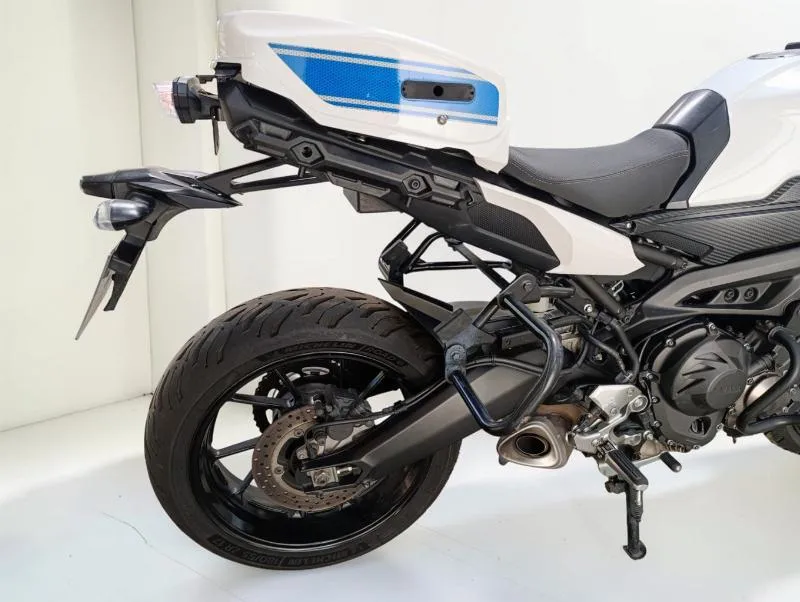 TRACER 900
