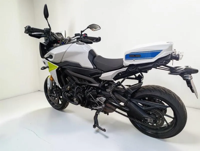TRACER 900