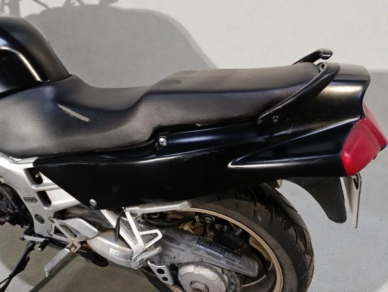 VFR 750 F