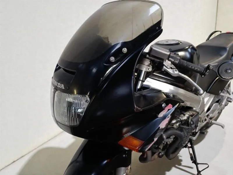 VFR 750 F