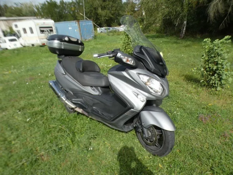 BURGMAN 650