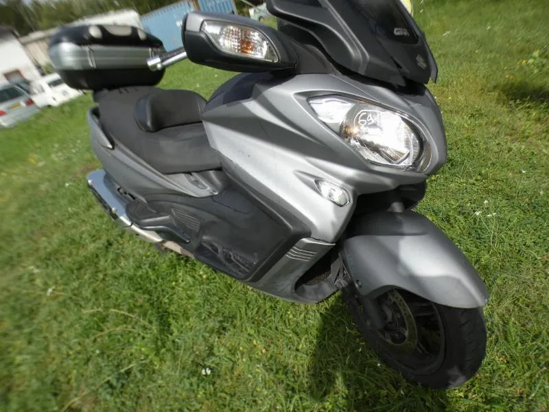 BURGMAN 650
