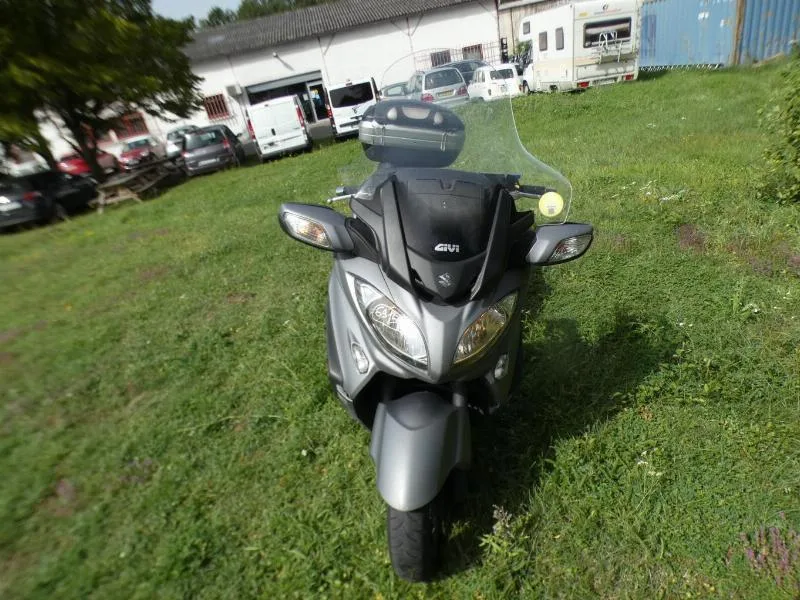 BURGMAN 650