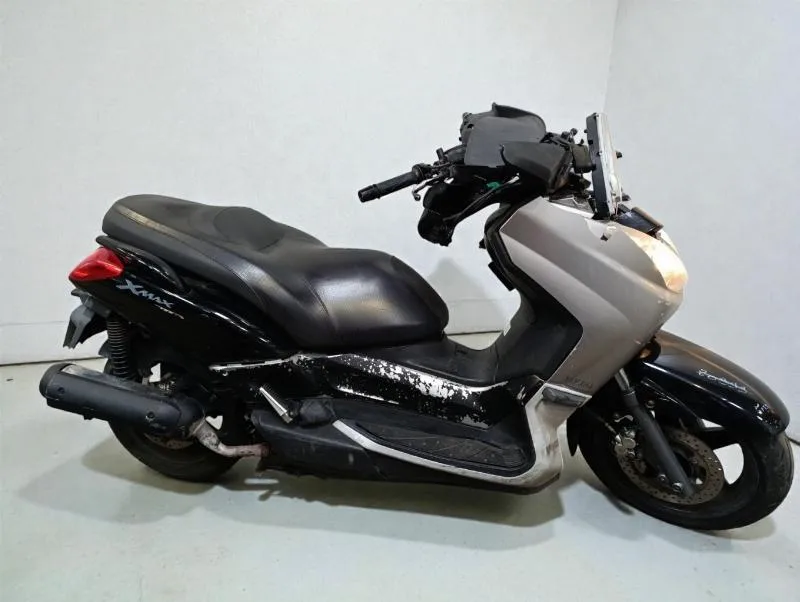 XMAX 125