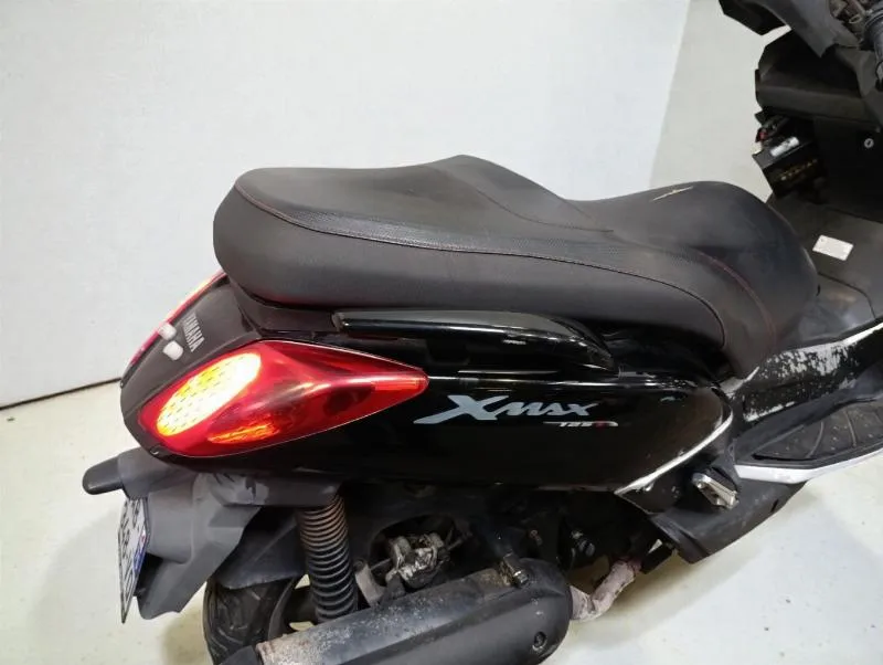 XMAX 125
