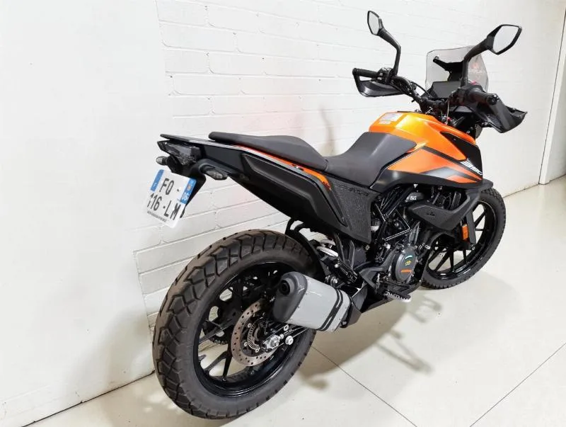390 ADVENTURE