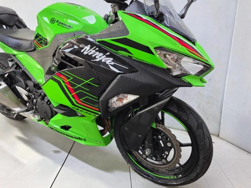 NINJA 400