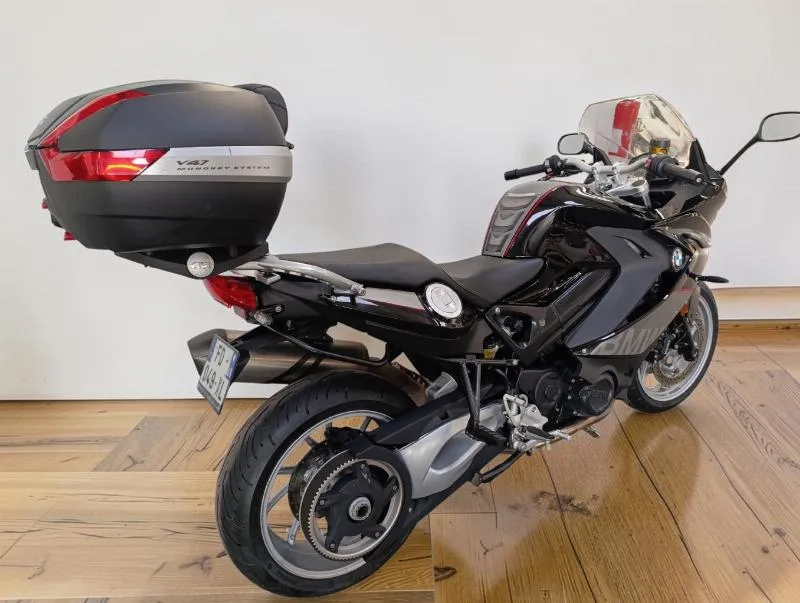 F 800 GT