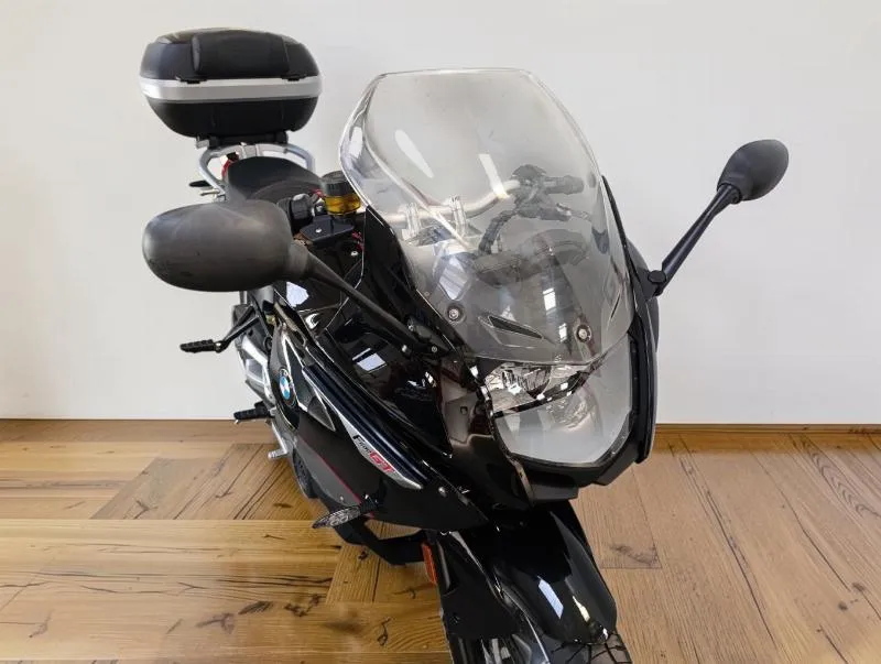 F 800 GT
