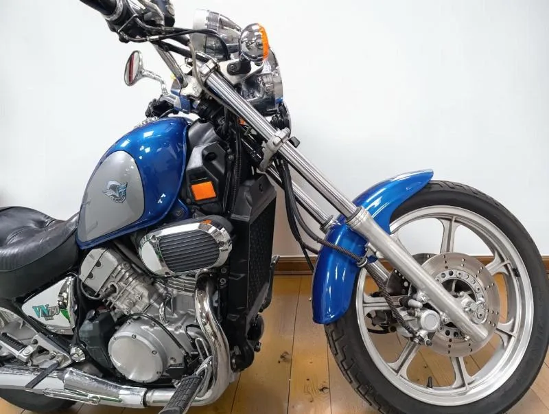 VN 750