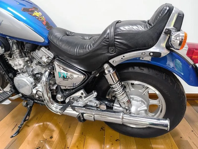 VN 750