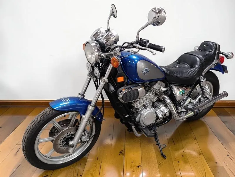 VN 750