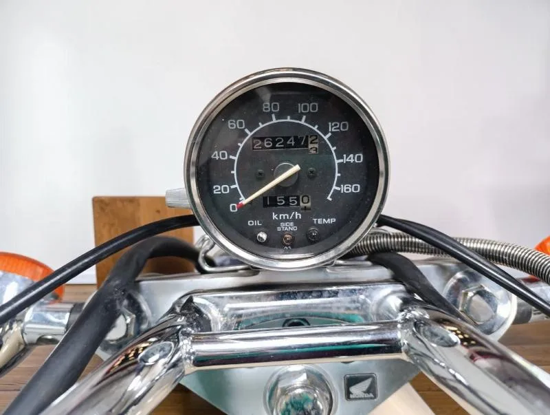 VT SHADOW 600