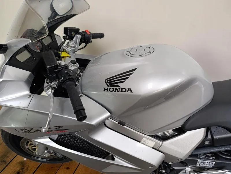 VFR 800 VTEC