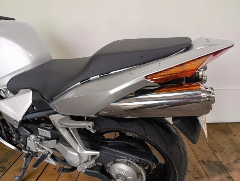 VFR 800 VTEC