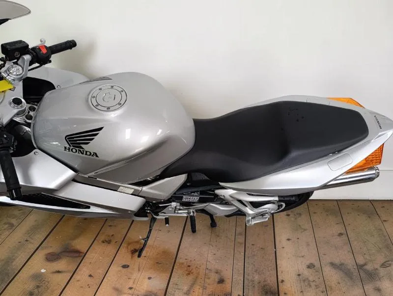 VFR 800 VTEC