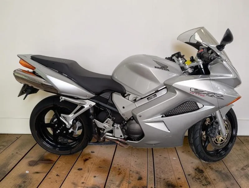 VFR 800 VTEC