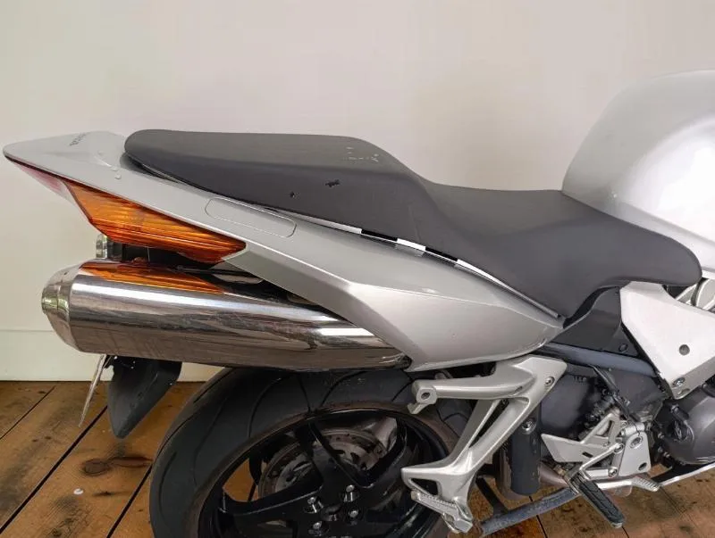VFR 800 VTEC