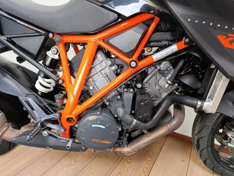 1290 SUPER DUKE R