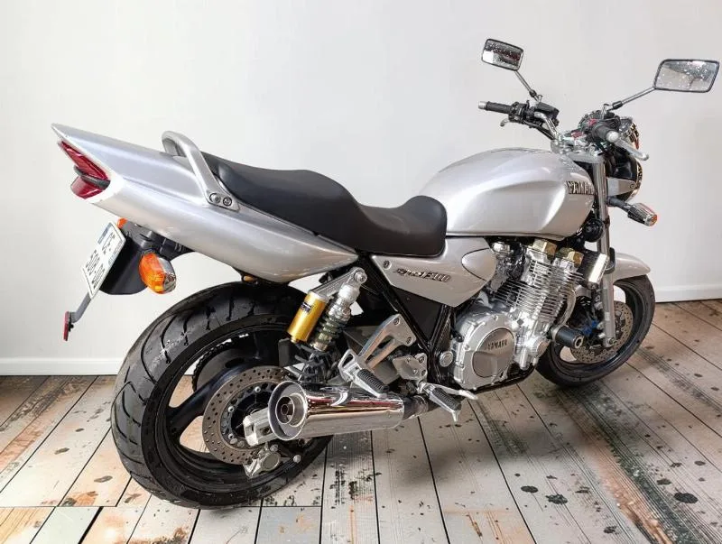 XJR 1300