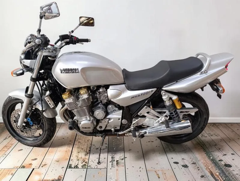 XJR 1300