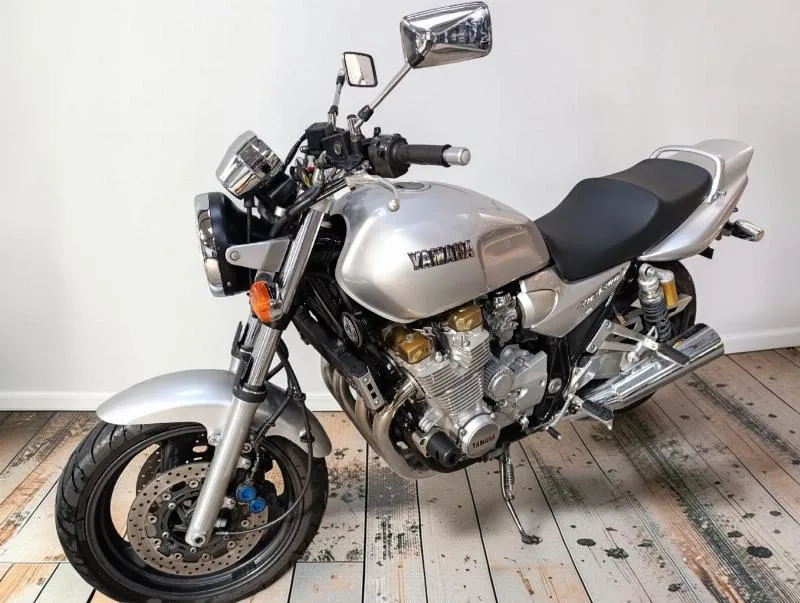 XJR 1300