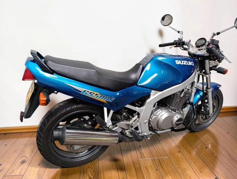 GS 500 E