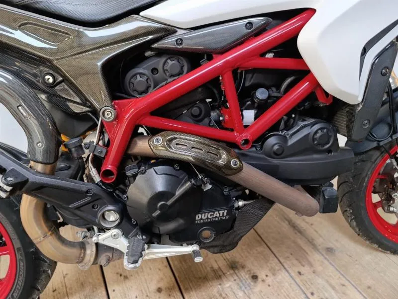 HYPERMOTARD