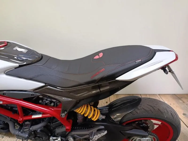 HYPERMOTARD