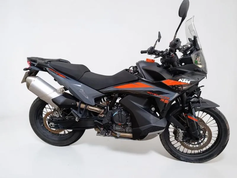 890 ADVENTURE