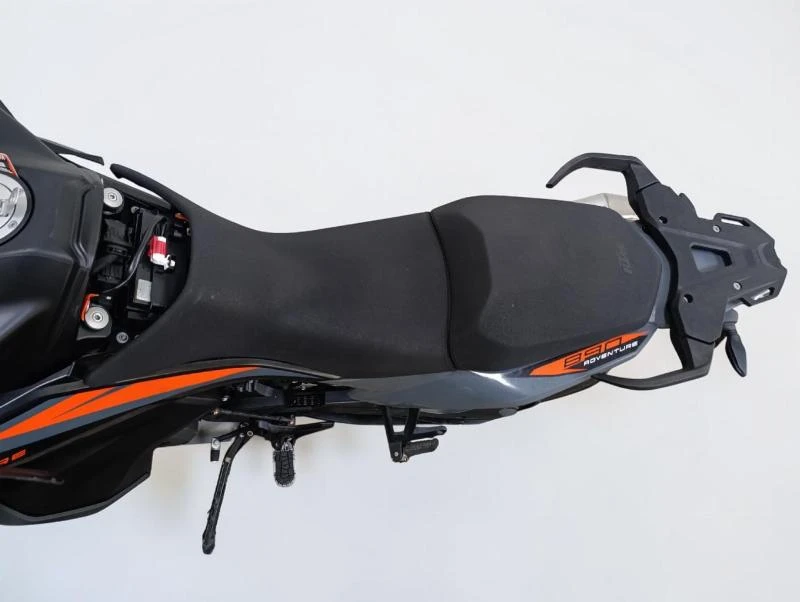 890 ADVENTURE